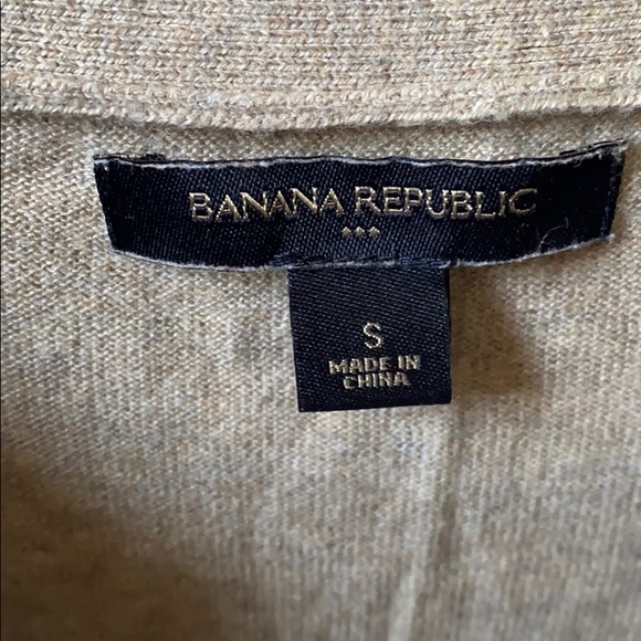 Banana Republic Women’s Button Up Cardigan - Picture 3 of 4